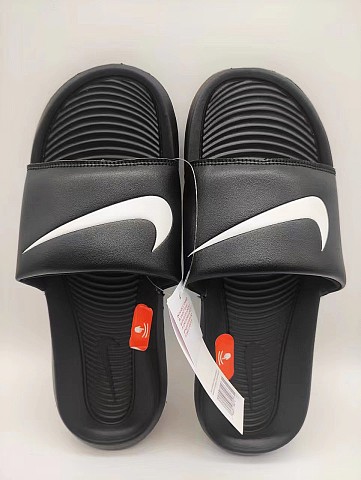 Nike Slipper-305