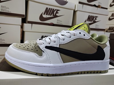 Women Jordan 1-471