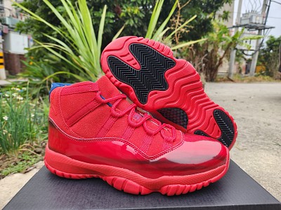 Men Jordan 11-285