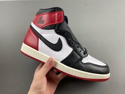 Jordan 1 AAAA-030