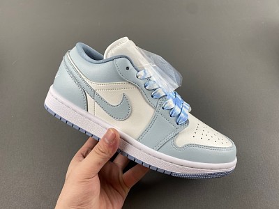 Jordan 1 AAAA-044