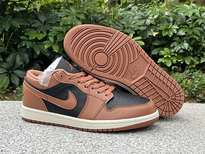 Jordan 1 AAAA-048