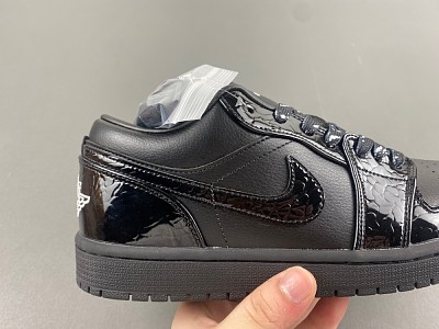 Jordan 1 AAAA-058