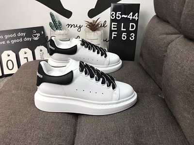 Alexander McQueen-001