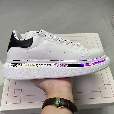 Alexander McQueen-025