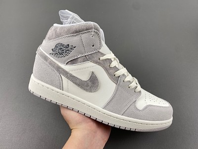 Jordan 1 AAAA-070