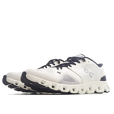 On Cloud Shoes-192