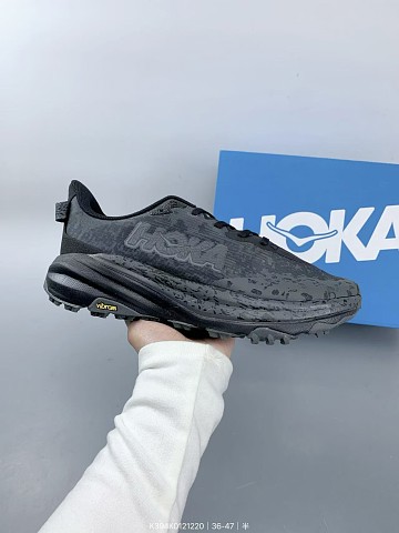 Hoka Shoes-101