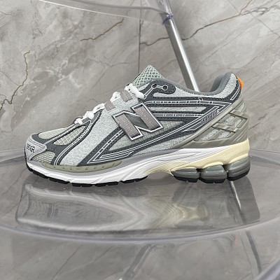 NB Shoes 1906-002