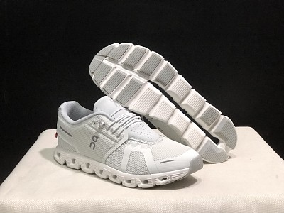 On Cloud Shoes-079