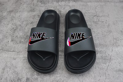 Nike Slipper-110