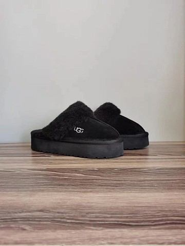 UGG Slipper-004