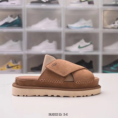 UGG Slipper-034