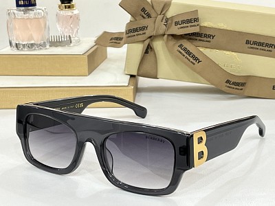 Burbery Glasses-122