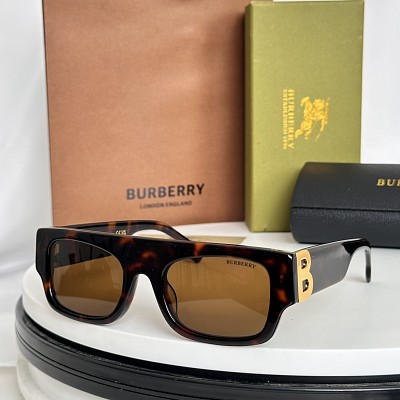 Burbery Glasses-126
