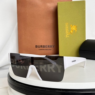 Burbery Glasses-217