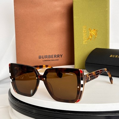 Burbery Glasses-292