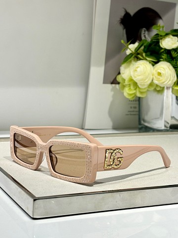 DG Glasses-010