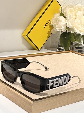 Fend Glasses-330
