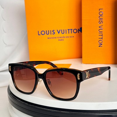 LVV Glasses-480