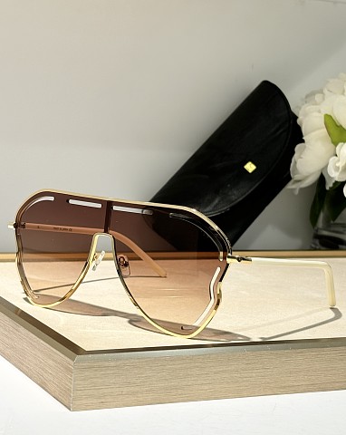 Linda Glasses-094