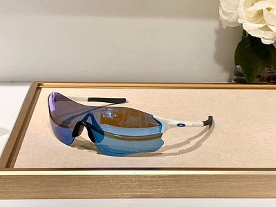 Oakle Glasses-009