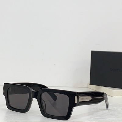Robert Glasses-029