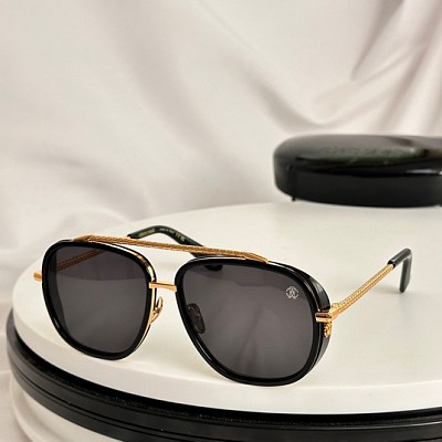 Robert Glasses-129